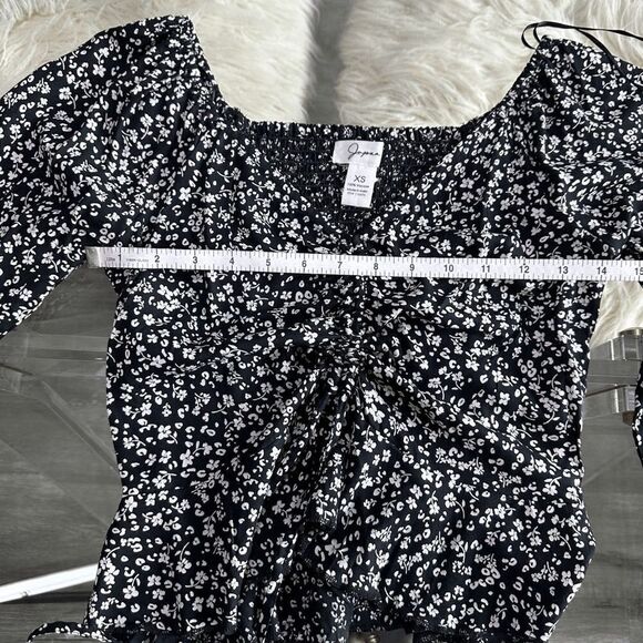 NWT Japna Black & White Floral Drawstring Crop Top - Picture 9 of 9